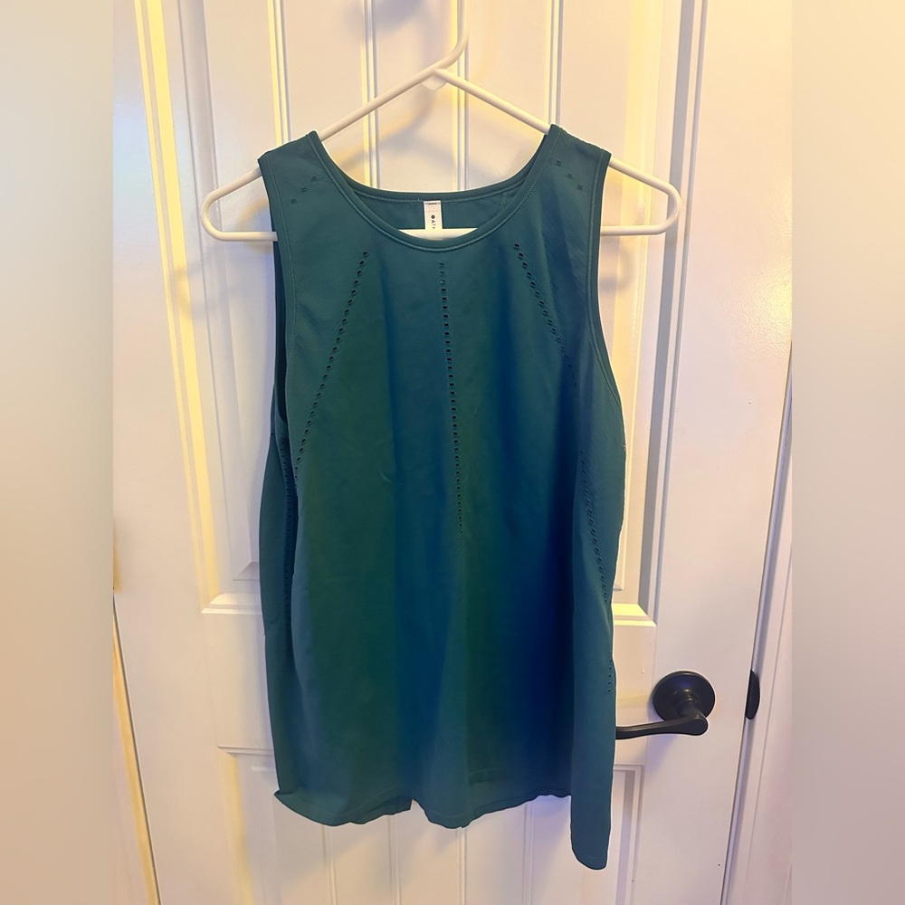 Athleta Foothills Teal Sleeveless Athletic Size Large Women’s Workout Tank Top